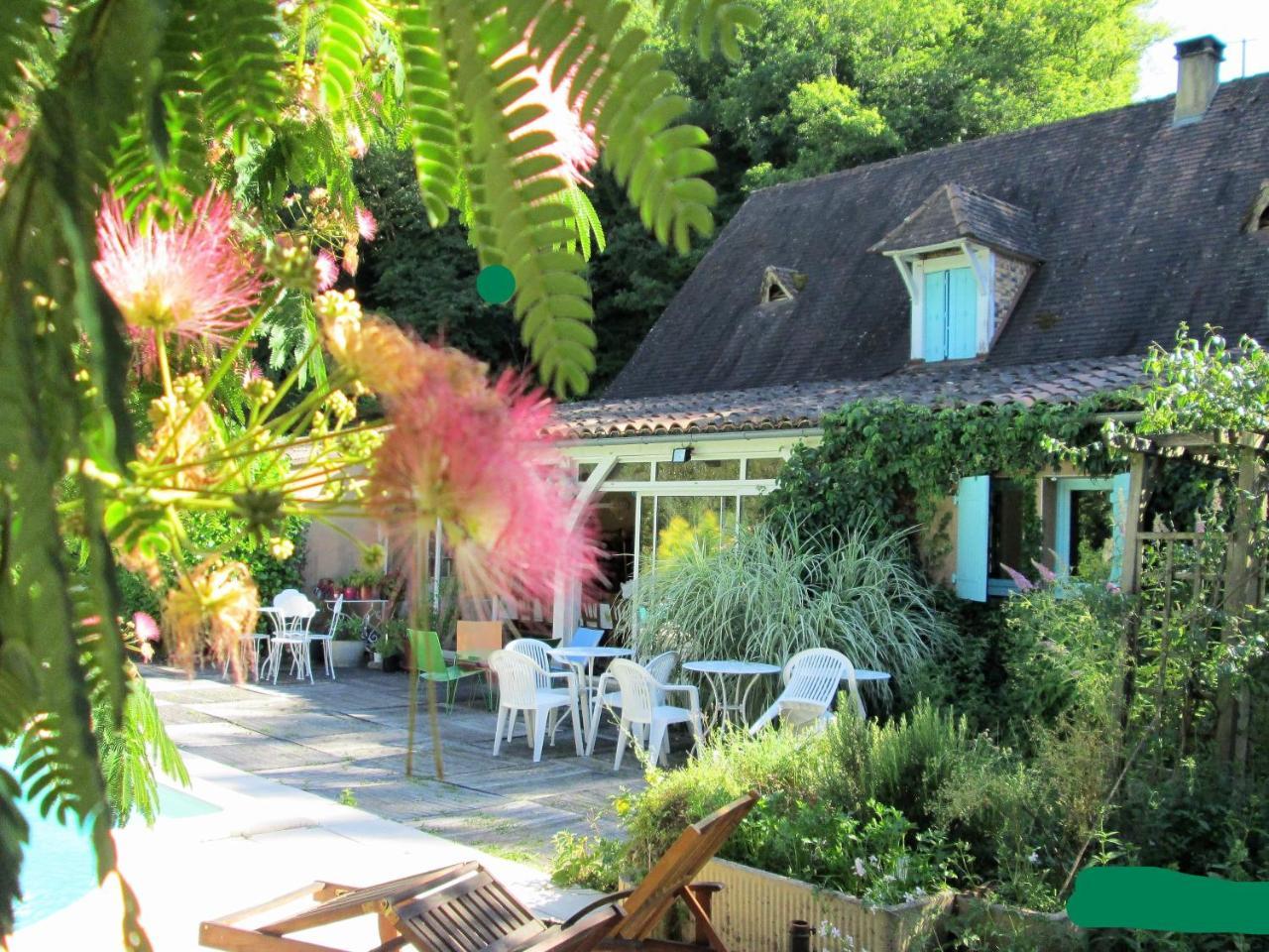 Maison D'Hotes Le Moulin Pointu Sainte-Nathalène Dış mekan fotoğraf